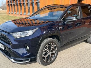 Toyota RAV4 Plug-in hybriid 2.5 136кВ