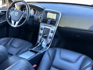 Volvo XC60 Ocean Race Black Edition 2.0 D3 110kW