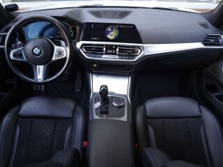BMW 330 e M-Sport xDrive H/K 2.0 215kW