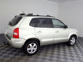Hyundai Tucson Comfort 4x4 2.0 104kW