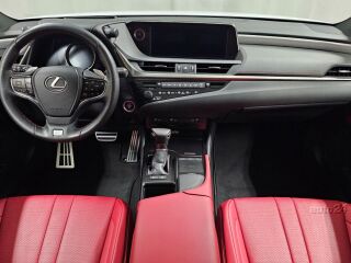Lexus ES 300h F-Sport S Mark Levinson 2.5 131kW