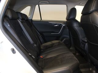 Toyota RAV4 Luxury Plus AWD 2.5 131кВ
