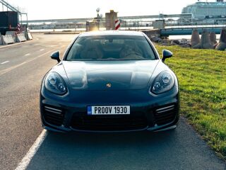 Porsche Panamera GTS 4.8 324кВ