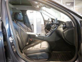 Mercedes-Benz C 220 2.1 125kW