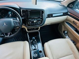 Mitsubishi Outlander Instyle 2.3 R4 110кВ