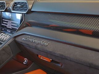 Lamborghini Urus PEARL CAPSULE 478kW