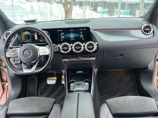 Mercedes-Benz GLA 200 AMG Night pakett 2.0 110kW