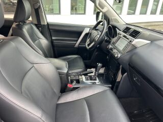 Toyota Land Cruiser 150 Luxury 2.8 130kW