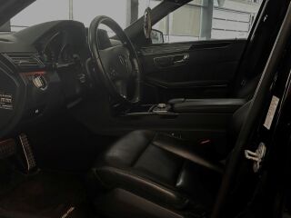 Mercedes-Benz E 500 AMG 5.5 V8 285kW