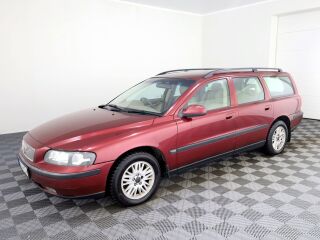 Volvo V70 Summum 2.4 D5 120kW
