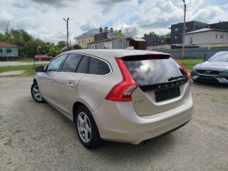 Volvo V60 Momentum Nordic 2.0 D2 88kW