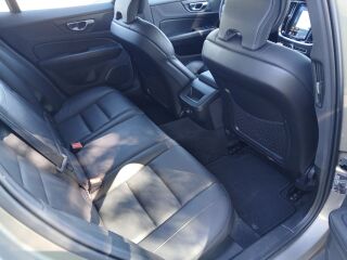 Volvo V60 INSCRIPTION 2.0 R4 D 140kW