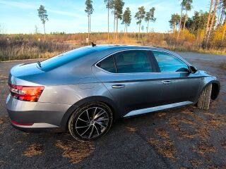 Skoda Superb 2.0 140kW