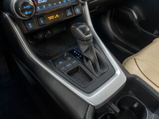 Toyota RAV4 Luxury Petrol 129kW