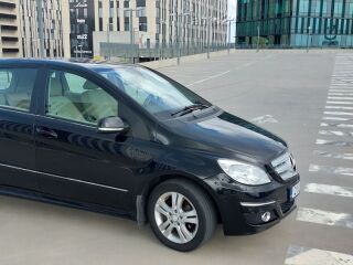 Mercedes-Benz B 180 1.7 85kW
