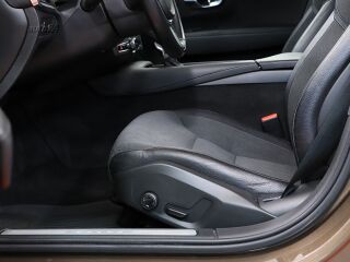 Volvo V90 Cross Country 2.0 140kW