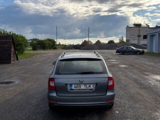 Skoda Superb 1.8 118кВ