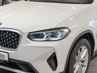 BMW X4 xDrive20i 2.0 135kW