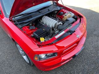 Dodge Charger SRT8/ 6.1 V8 318kW