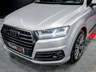 Audi Q7 S-Line plus 3.0 200kW