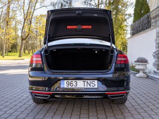 Volkswagen Passat Highline R-Line Premium Edition 1.5 R4 1.5TSI ACT 110kW
