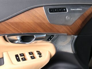 Volvo XC90 AWD INSCRIPTION XENIUM LUXURY INTELLI SAFE PR 2.0 D5 MY18 173кВ