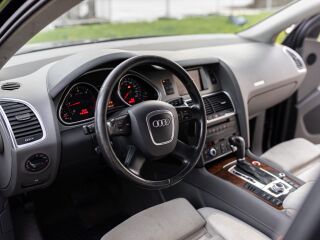Audi Q7 Quattro Executive Line 3.0 171кВ