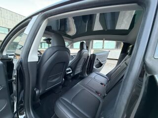 Tesla Model Y Long Range AWD 378kW