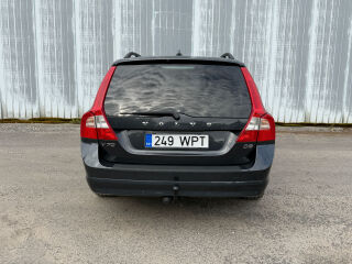 Volvo V70 Facelift Momentum 2.0 R5 D3 120kW
