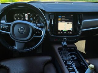 Volvo V90 AWD H&K INSCTIPTION INTERIOR XENIUM 2.0 D4 140кВ