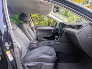 Volkswagen Passat R-Line Executive 1.5 TSI 110kW