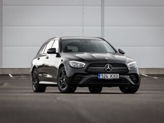 Mercedes-Benz E 300 E300e AMG 2.0 155kW