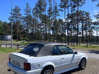Ford Escort 1.6 75kW