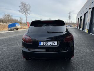 Porsche Cayenne 3.0 180кВ