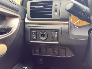 Lexus CT 200h 1.8 73кВ