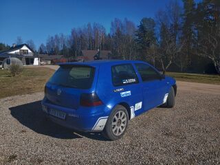 Volkswagen Golf 1.6 74kW