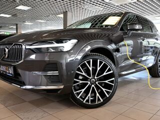 Volvo XC60 AWD H&K ULTIMATE BRIGHT XENIUM INTELLI MY25 2.0 T6 Plug-in LONG RANGE 293kW