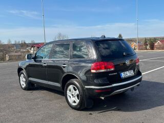 Volkswagen Touareg 2.5 128kW