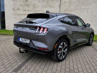Ford Mustang Mach-E 190кВ
