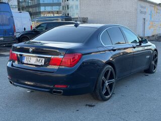 BMW 740 3.0 225кВ