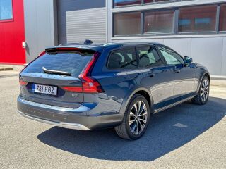 Volvo V90 Cross Country Pro Facelift 2.0 173кВ