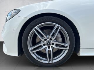 Mercedes-Benz E 220 AMG Cabrio 2.0 143кВ