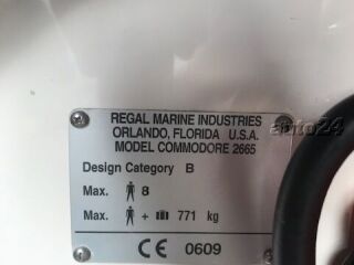 Regal Commodore 2665 5.7