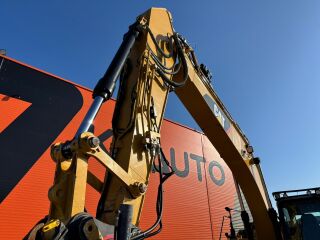 CAT / Caterpillar 320 FL 122kW