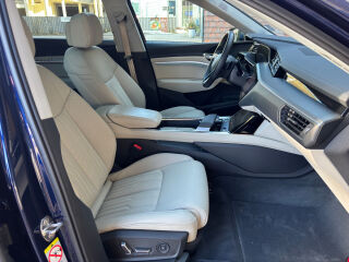 Audi Q8 e-tron 55 quattro S line Exclusive 300kW