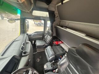 MAN TGX 33.680 6X4 BL V8 500kW