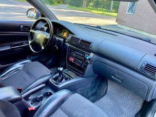 Volkswagen Passat Highline 1.9 R4 TDI 96кВ