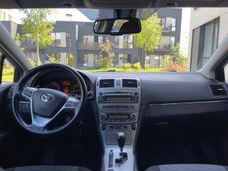 Toyota Avensis Linea Sol 1.8 108кВ