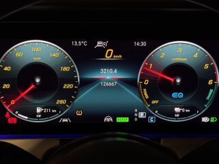 Mercedes-Benz E 300 de Avantgarde 4Matic 2.0 d 225kW