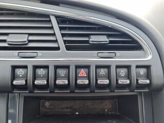 Peugeot 3008 Platinum 1.6 82кВ